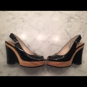 Like new Donald J Pliner fabulous wedges!